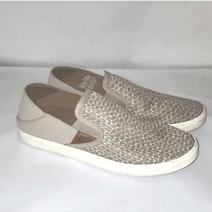 OLUKAI Pehuea Beige Mesh Slip-On Drop-In Heel Sneakers Size 9.5 loafers